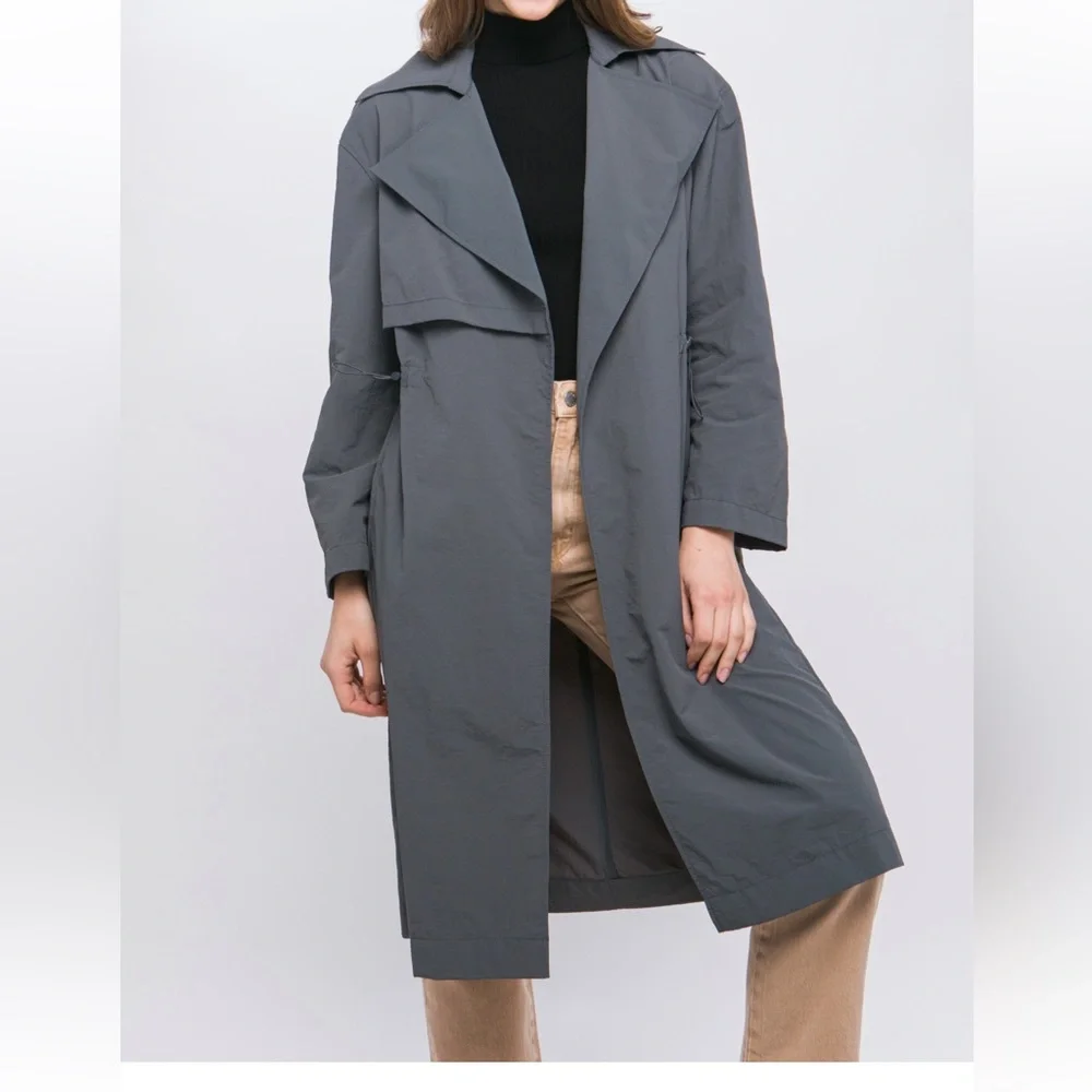 32 Light Weight Trench Coat With Toggle Detail - Picture 1 of 2